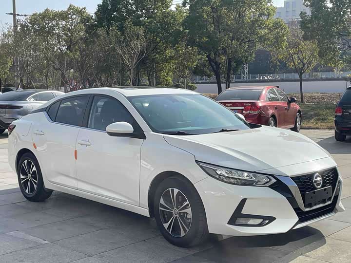 Фото 3 - Nissan Sylphy