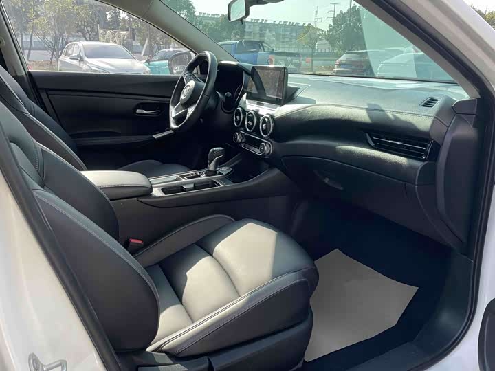 Фото 5 - Nissan Sylphy