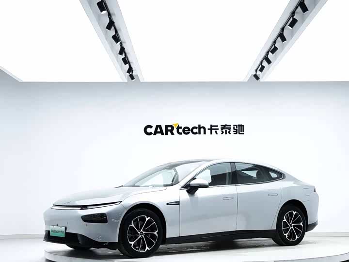 Фото 1 - XPeng P7