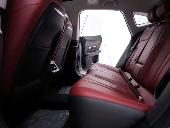 Фото 18 - XPeng P7