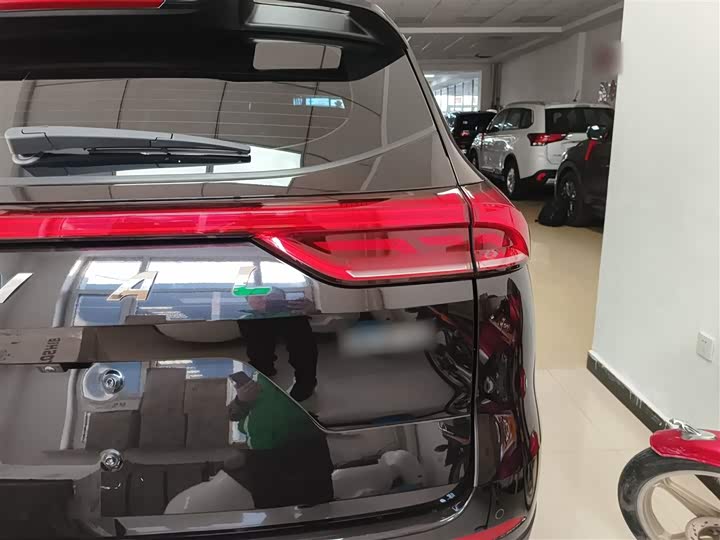 Фото 8 - Haval H6