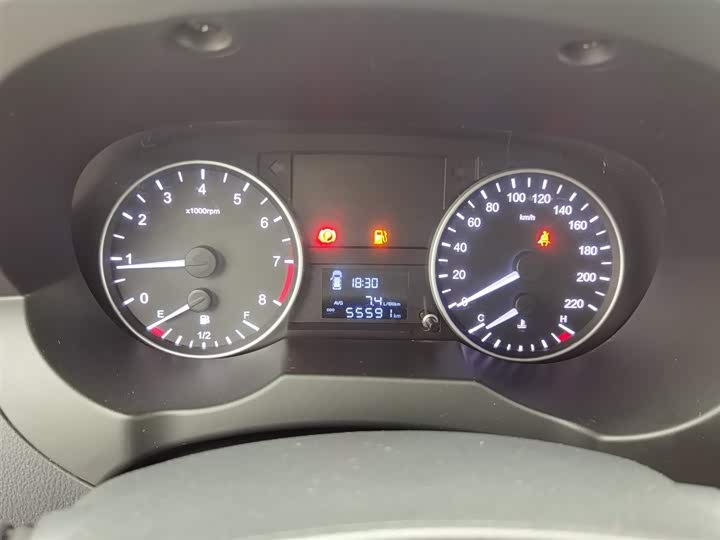 Фото 9 - JAC Refine M3