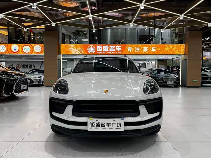 Фото 2 - Porsche Macan