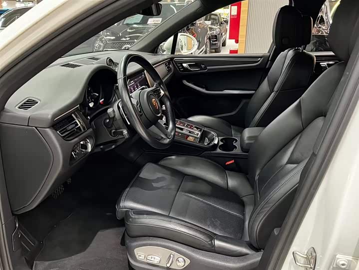 Фото 7 - Porsche Macan