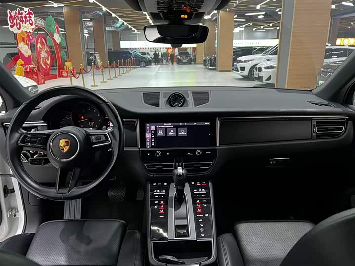 Фото 9 - Porsche Macan