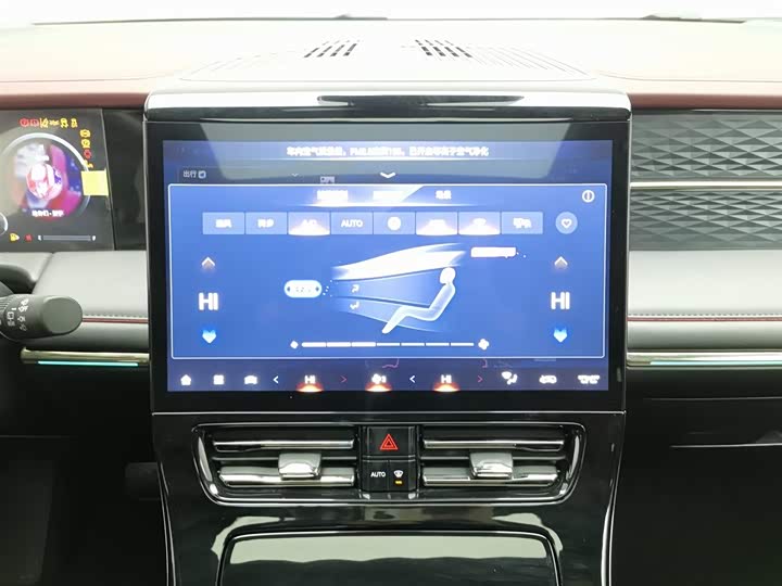 Фото 12 - GAC Trumpchi M8