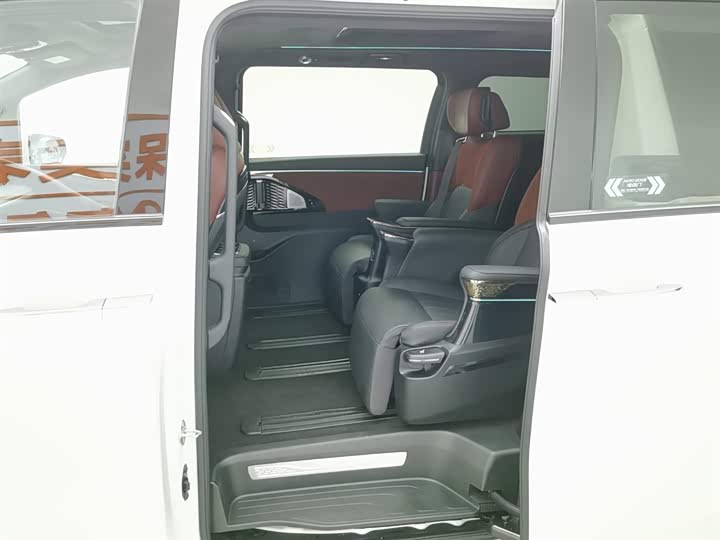 Фото 15 - GAC Trumpchi M8