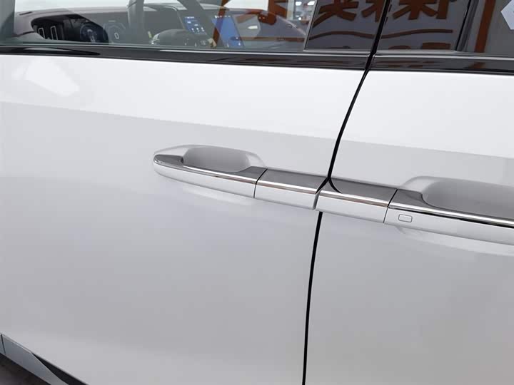 Фото 18 - GAC Trumpchi M8