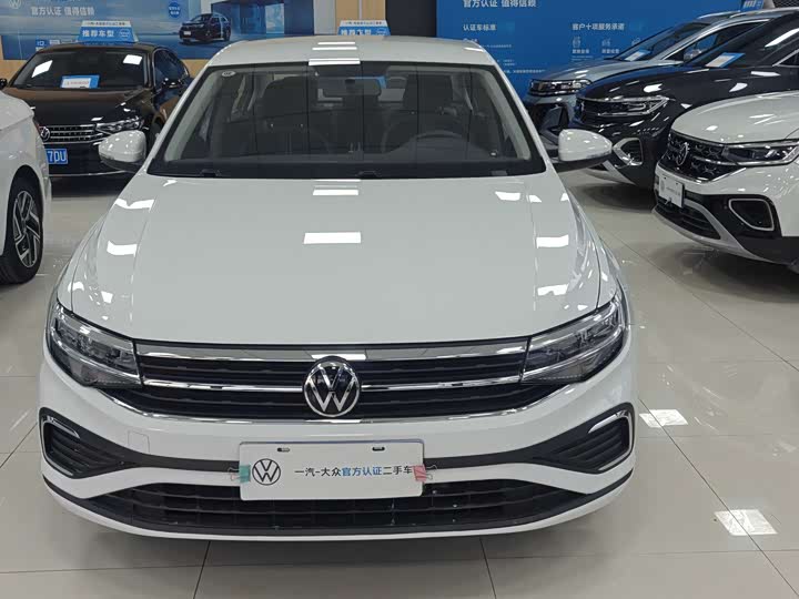 Фото 2 - Volkswagen Bora