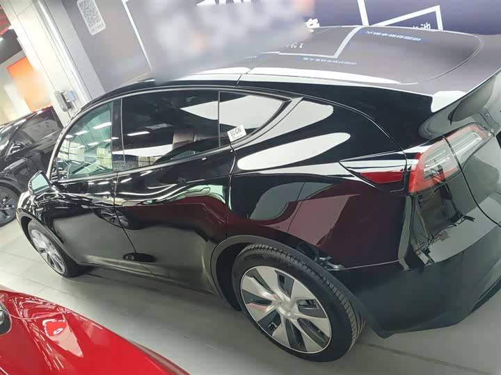 Фото 5 - Tesla Model Y