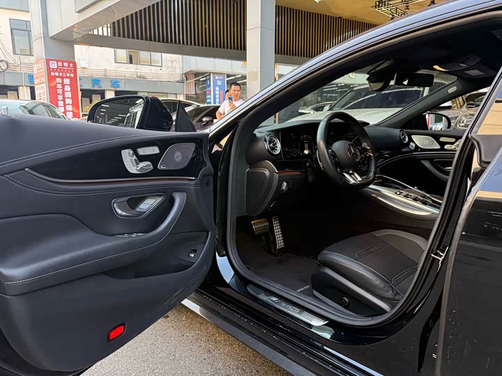 Фото 6 - Mercedes-Benz AMG GT