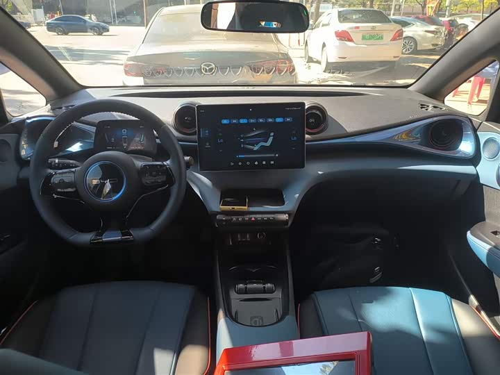 Фото 10 - BYD Dolphin