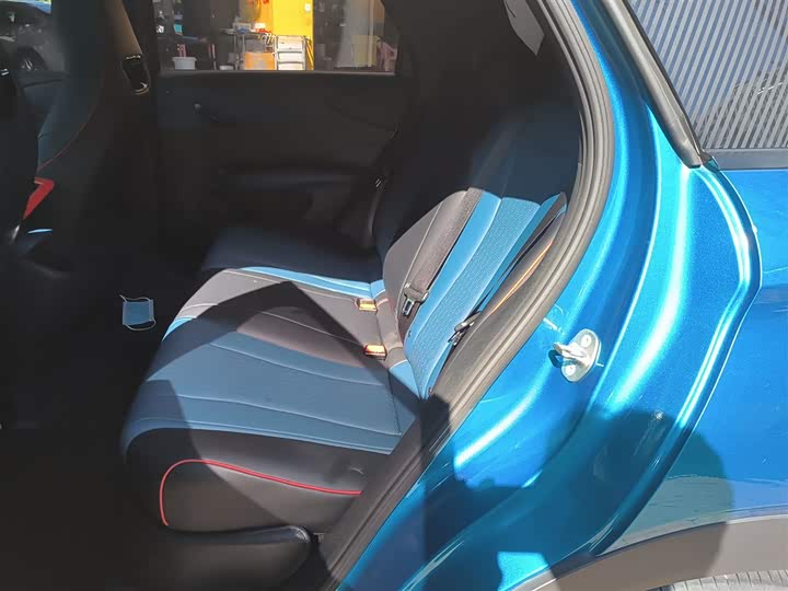 Фото 17 - BYD Dolphin