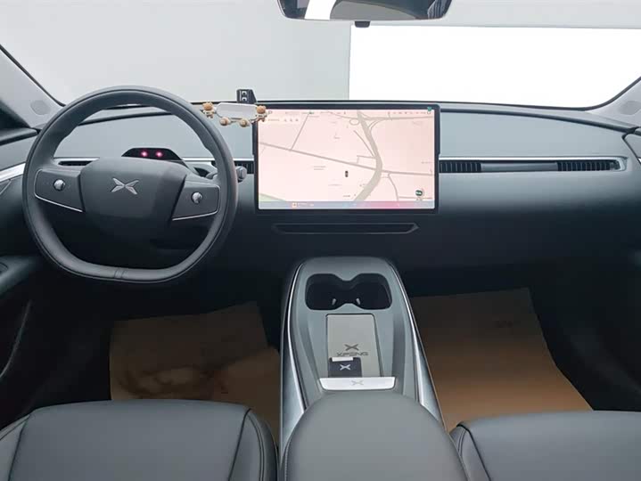 Фото 12 - XPeng Mona M03