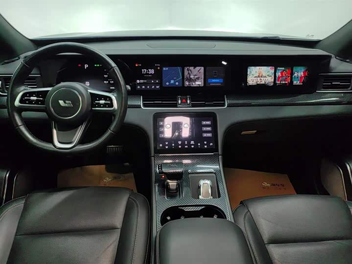 Фото 12 - LiXiang One