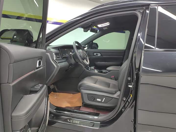 Фото 9 - LiXiang One