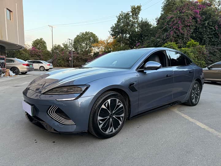 Фото 1 - BYD Seal