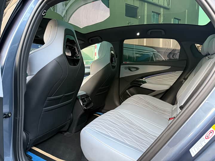 Фото 10 - BYD Seal