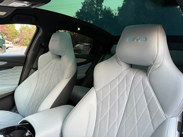 Фото 16 - BYD Seal