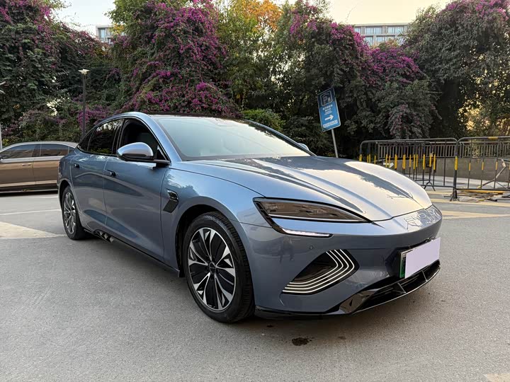 Фото 3 - BYD Seal