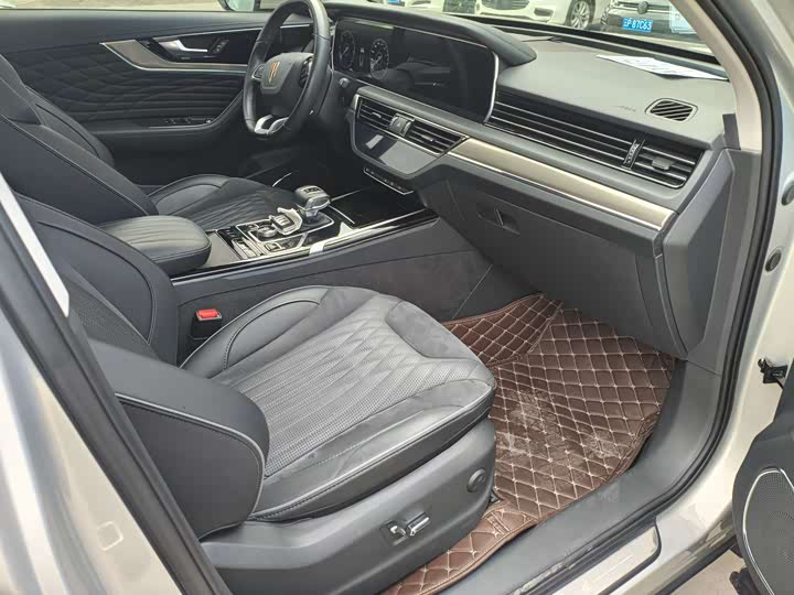 Фото 6 - Hongqi HS5