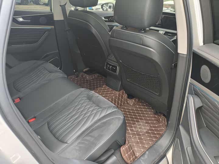 Фото 8 - Hongqi HS5