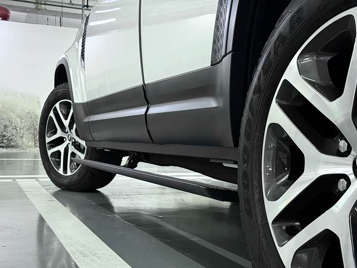 Фото 23 - Land Rover Defender