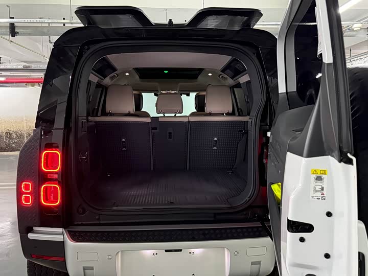 Фото 32 - Land Rover Defender