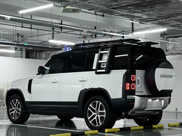 Фото 4 - Land Rover Defender