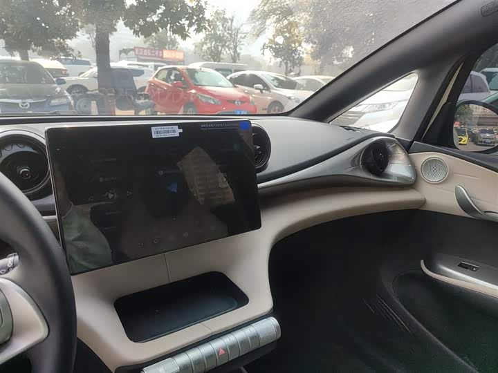 Фото 13 - BYD Dolphin