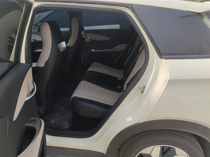 Фото 17 - BYD Dolphin