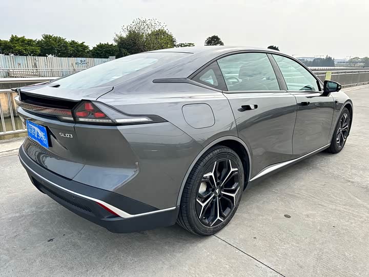 Фото 6 - Changan Deepal SL03