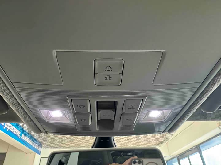 Фото 14 - Volkswagen Sagitar L