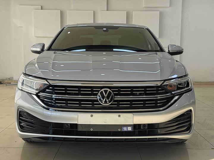 Фото 2 - Volkswagen Sagitar L