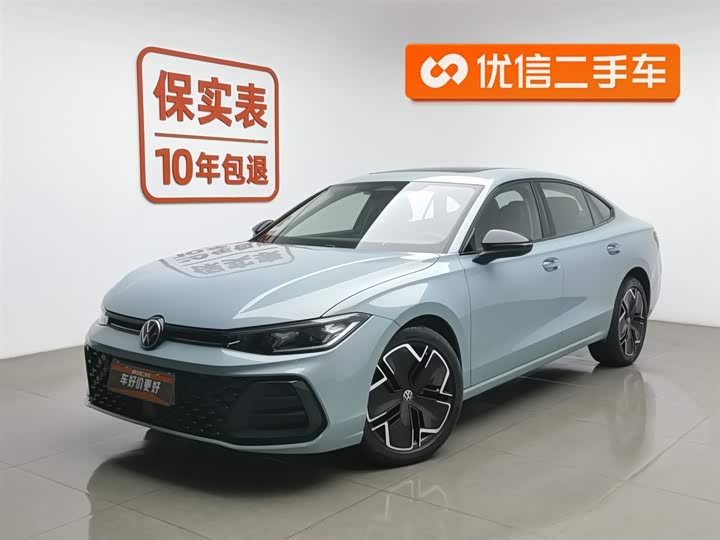 Фото 1 - Volkswagen Passat