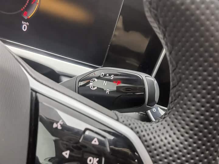 Фото 13 - Volkswagen Passat