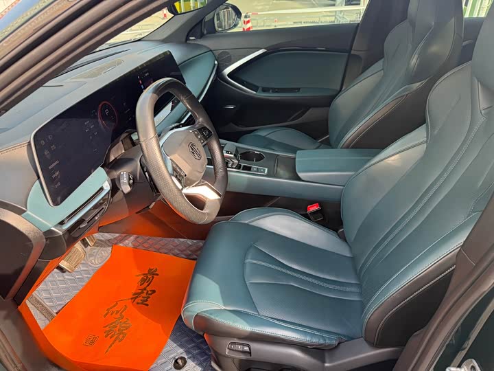 Фото 9 - MG Motor 7