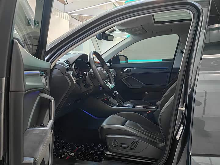 Фото 5 - Audi Q3 Sportback