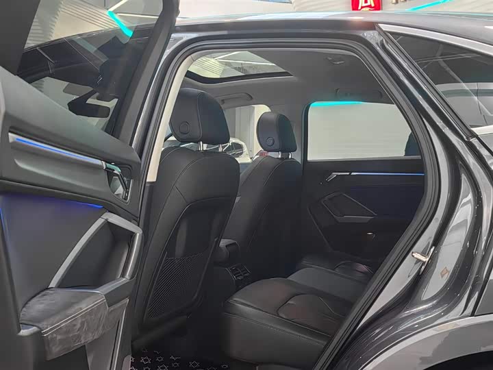 Фото 7 - Audi Q3 Sportback