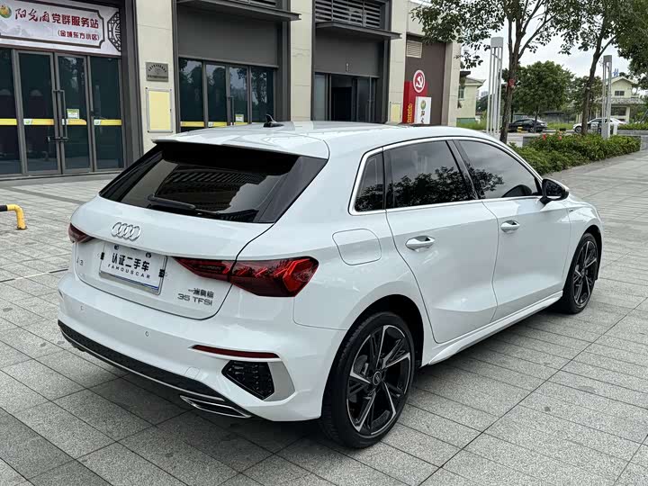 Фото 10 - Audi A3