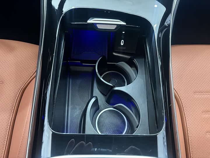 Фото 18 - Mercedes-Benz GLC-Class