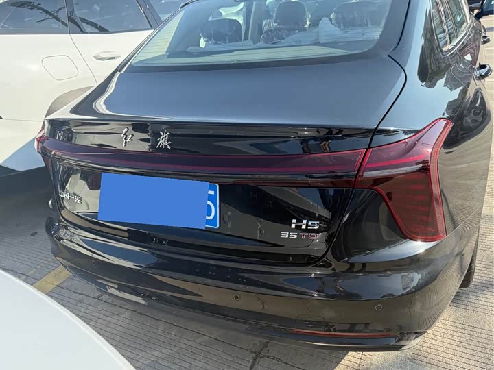 Фото 6 - Hongqi H5