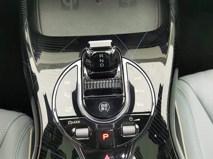 Фото 13 - BYD Seal