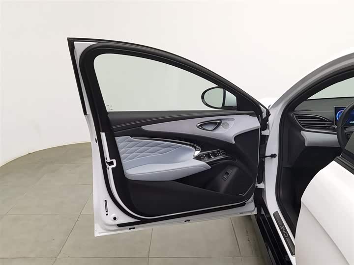 Фото 8 - BYD Seal