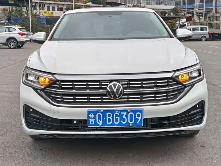 Фото 2 - Volkswagen Sagitar L