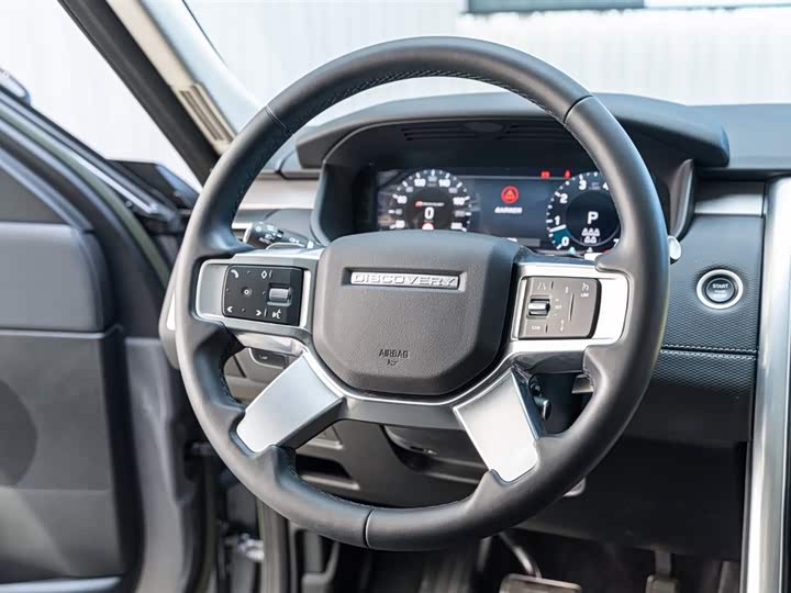 Фото 17 - Land Rover Discovery