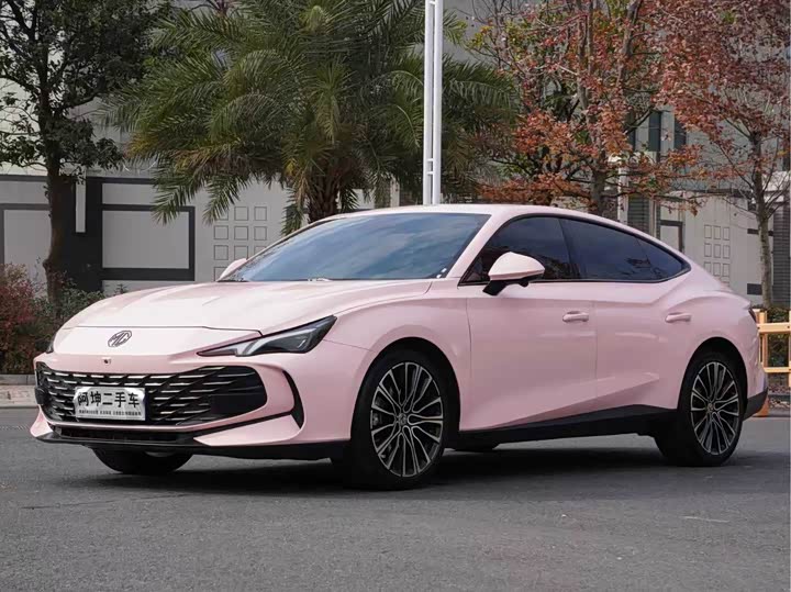 Фото 1 - MG Motor 7