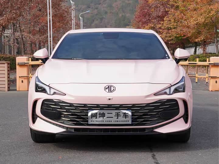 Фото 3 - MG Motor 7