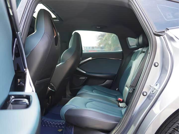 Фото 9 - MG Motor 7