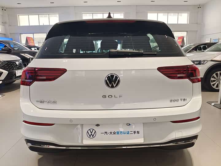 Фото 4 - Volkswagen Golf